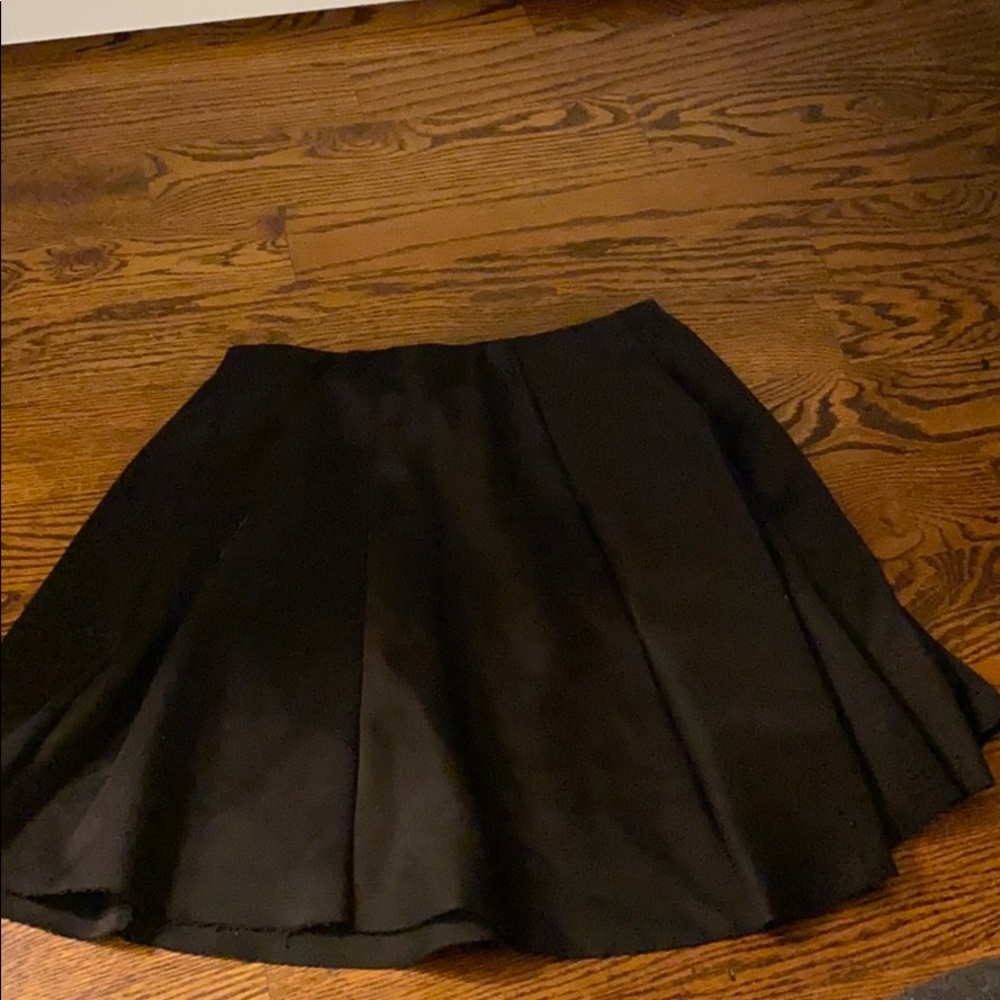 Black skater girl skirt